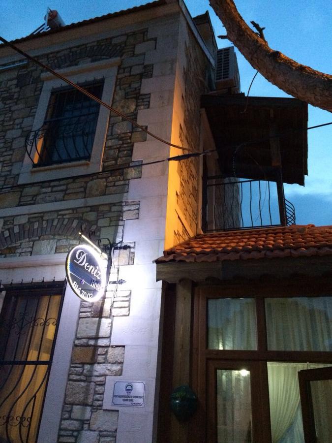 Deniz Hotel Yenifoca Buitenkant foto