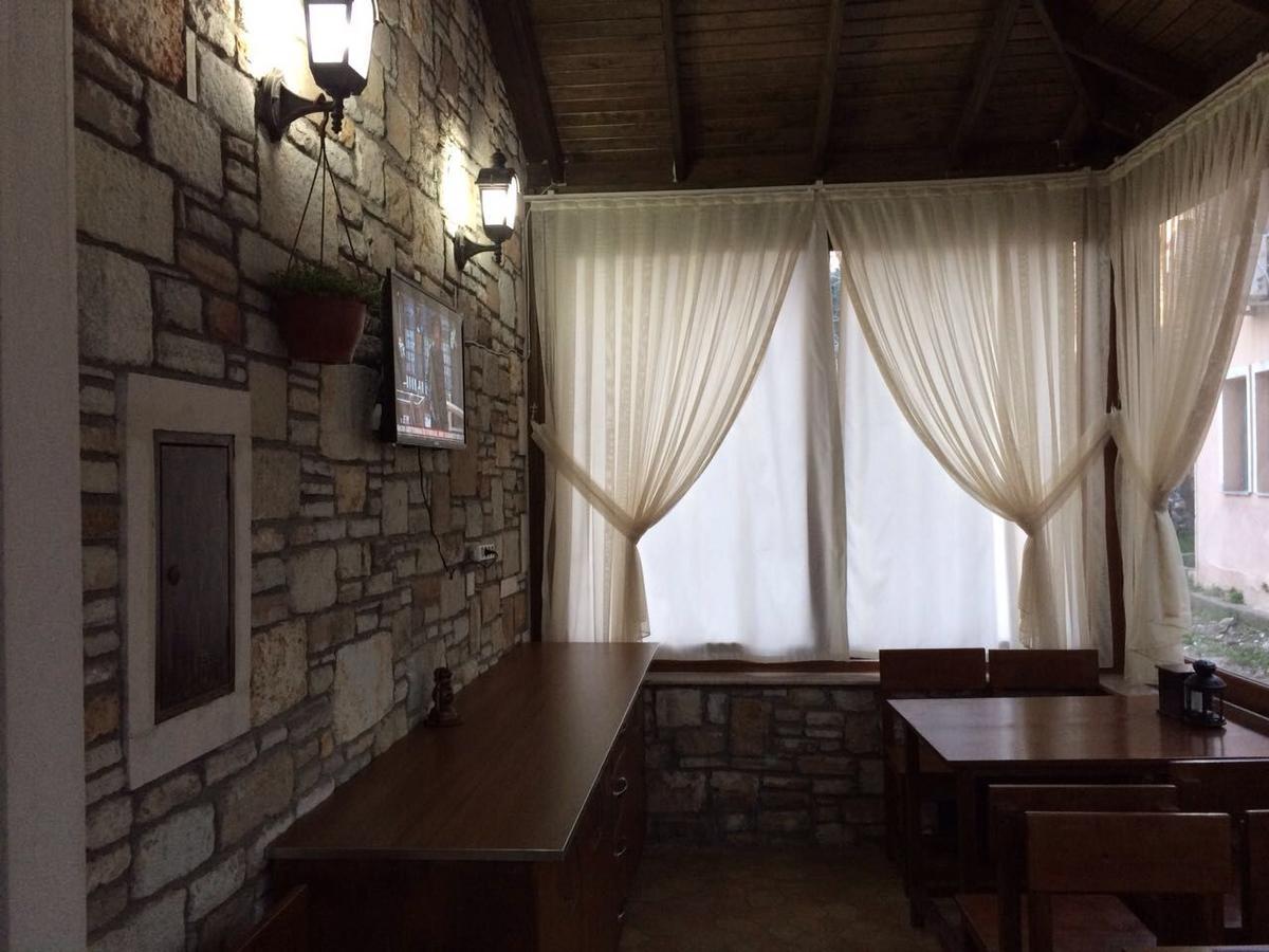 Deniz Hotel Yenifoca Buitenkant foto